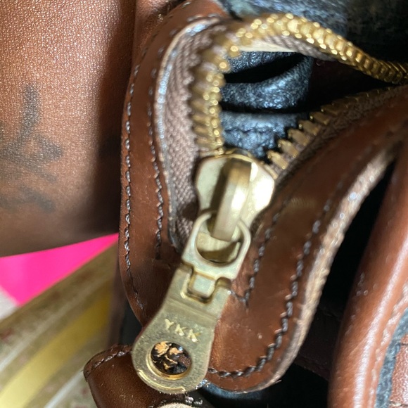 💖💖OFFERS💖💖Vintage Dooney - Picture 8 of 9